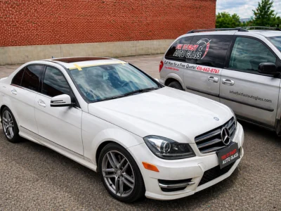 Mobile windshield repair in Mississauga