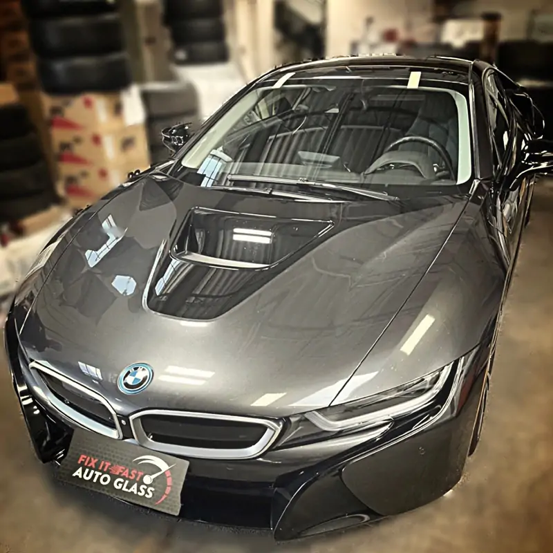 Auto glass Stone Chip repair Mississauga, Brampton, Oakville & Etobicoke Auto glass Stone Chip repair Mississauga, Brampton, Oakville & Etobicoke